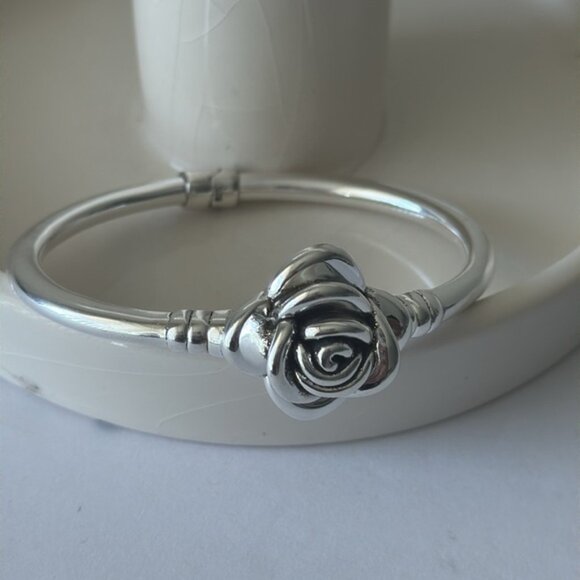 925 Sterling Silver 3D Rose Electroform Cuff / Bangle Bracelet - Picture 9 of 10